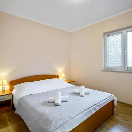 Apartment In With Wifi